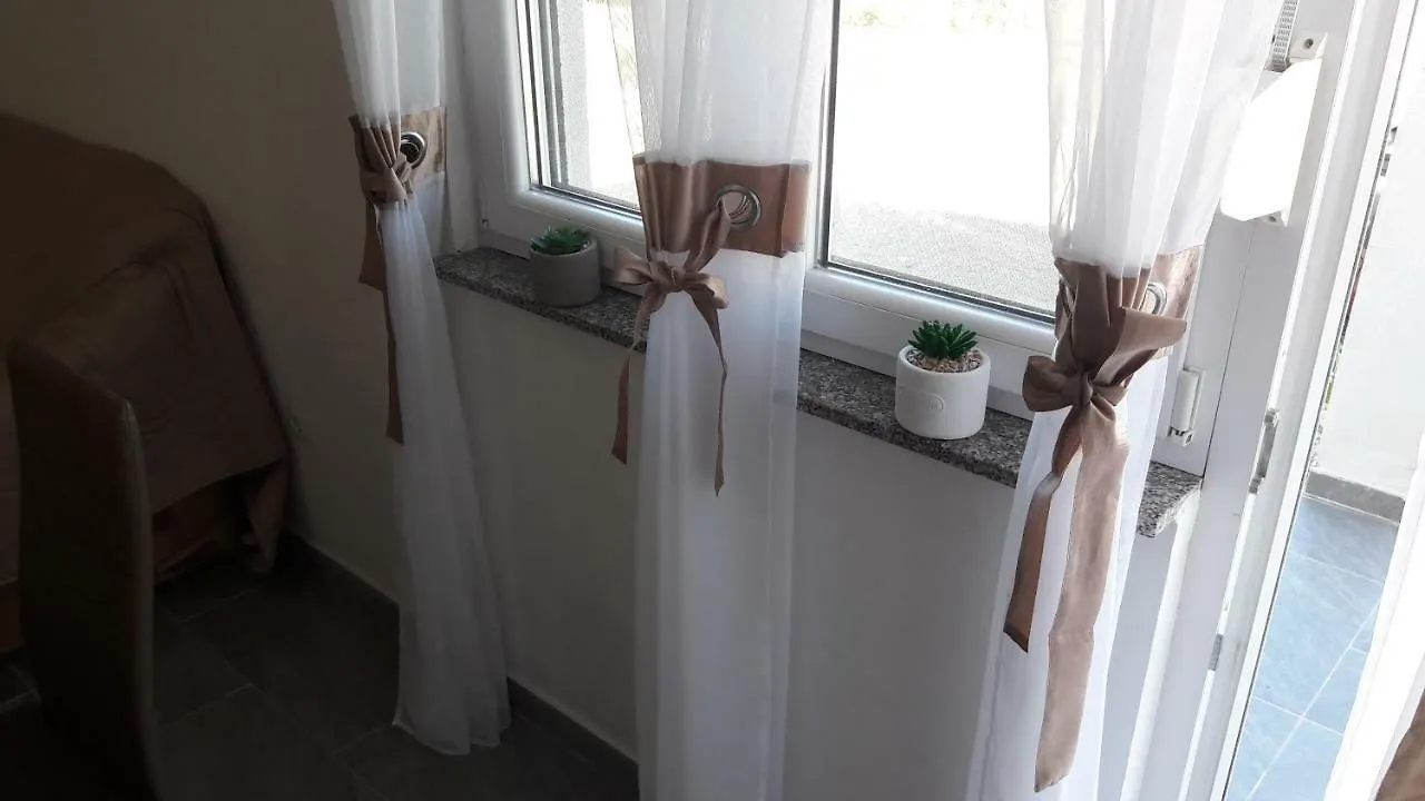 Pearl Apartments Pag Pag Town 0*,